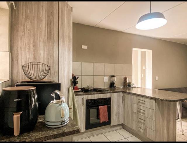 2 BEDROOM APARTMENT FOR SALE IN RUIMSIG